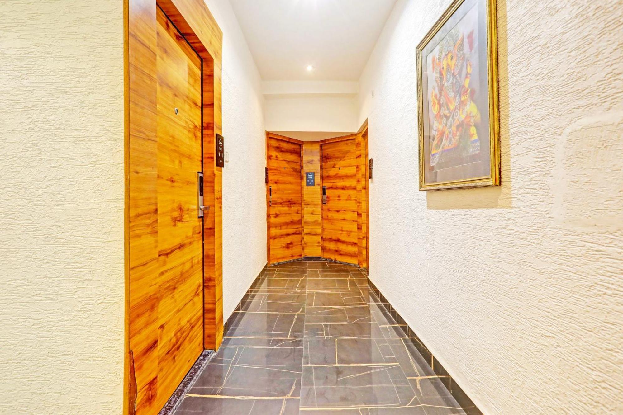 Super Townhouse Cantonment Varanasi Formerly Sarin Inn Zewnętrze zdjęcie