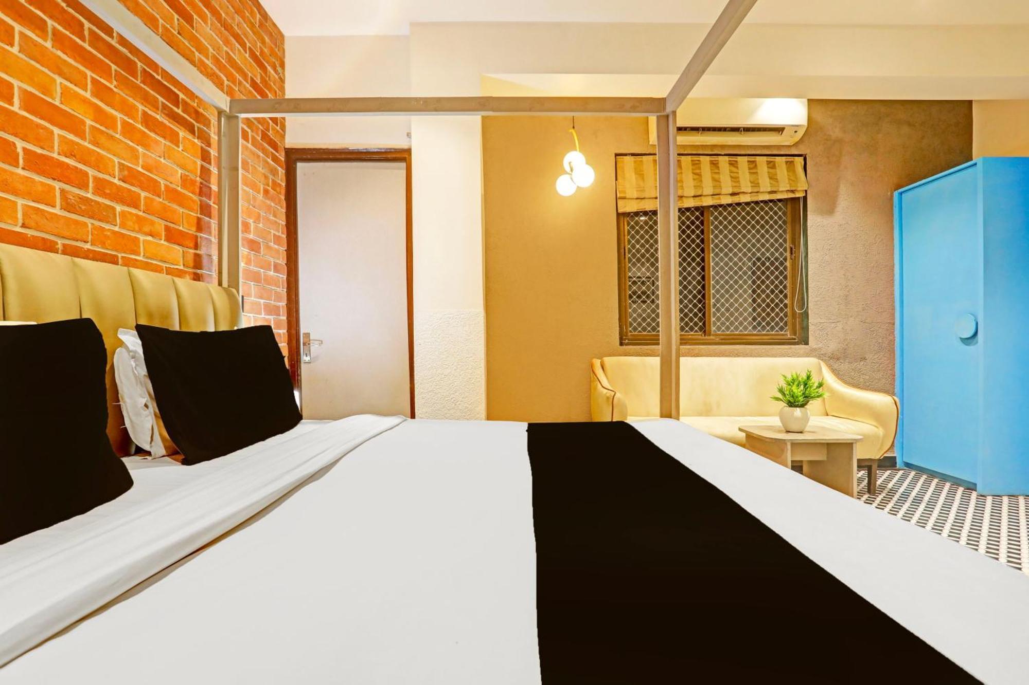 Super Townhouse Cantonment Varanasi Formerly Sarin Inn Zewnętrze zdjęcie